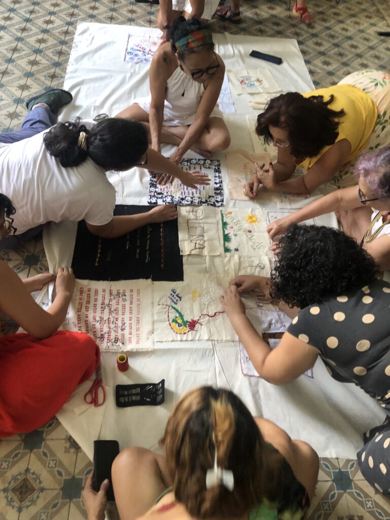 MR apresenta a exposição  “Penélopes em Teia: Palavra Bordada – Vol. II”